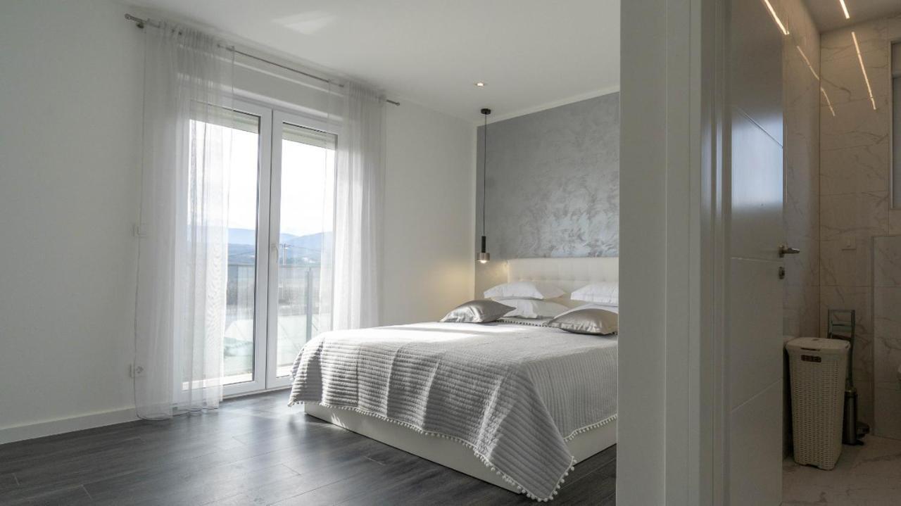 Villa Lukrecia, Luxury Villa In Imotski-Makarska Donji Proložac Eksteriør billede