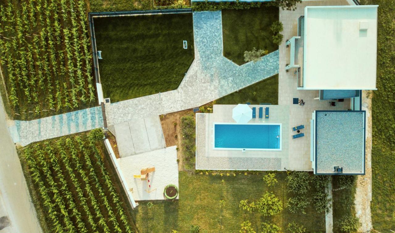 Villa Lukrecia, Luxury Villa In Imotski-Makarska Donji Proložac Eksteriør billede